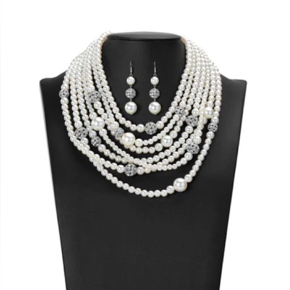 The Courtney 2022 Zi Collection Necklace - Paparazzi Accessories - Picture 2 of 5